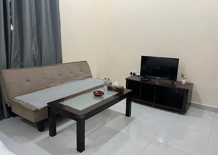 Cozy Private Studio Apartment Near Airport