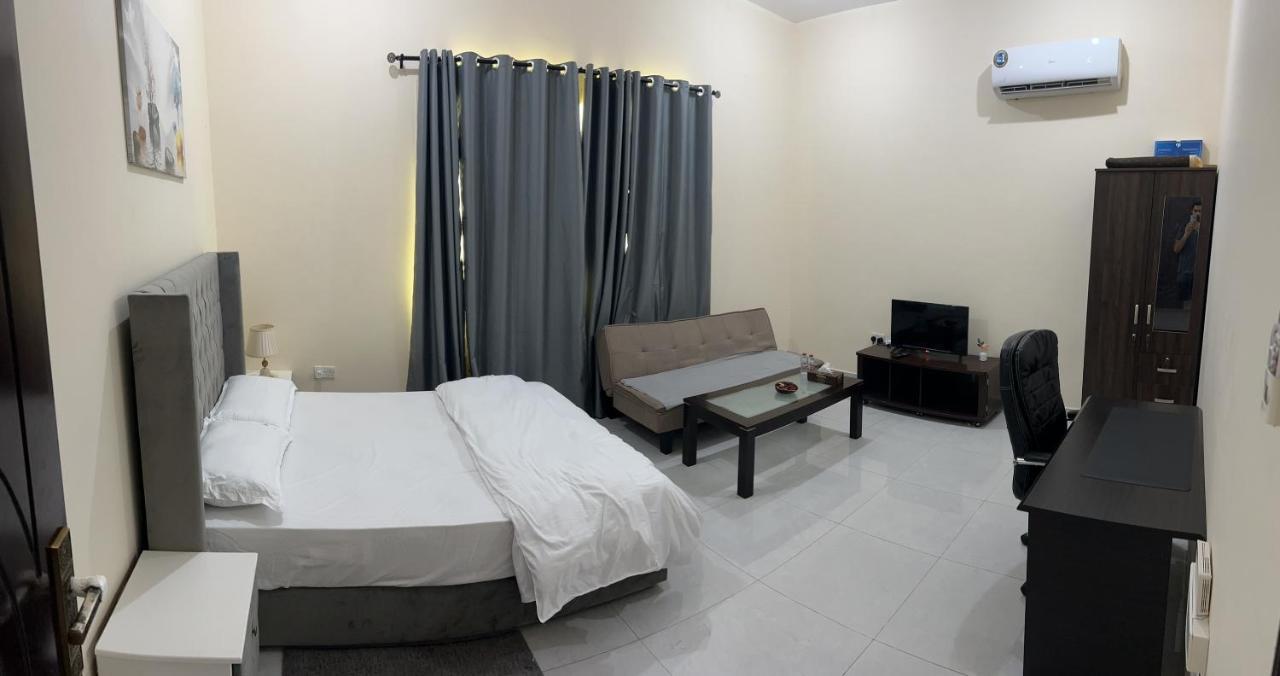Cozy Private Near Airport