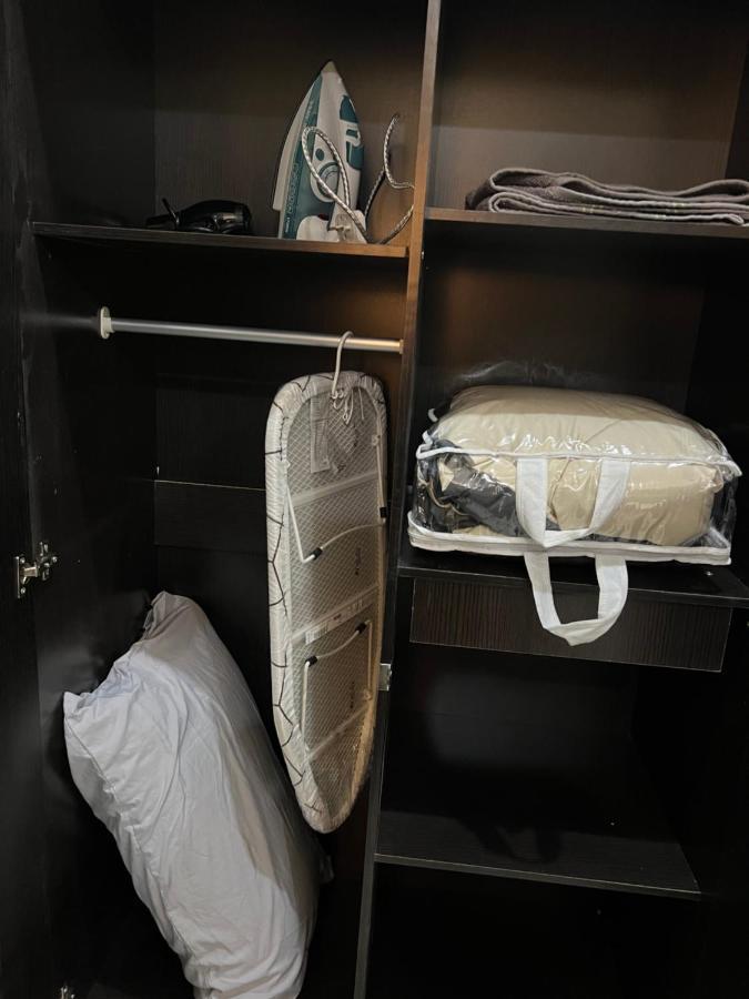 Cozy Private Near Airport Apartment *
